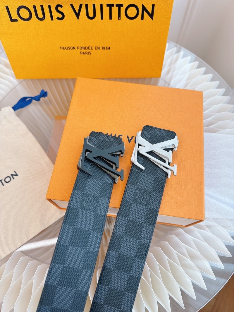 l0vis Vvtt0n belts